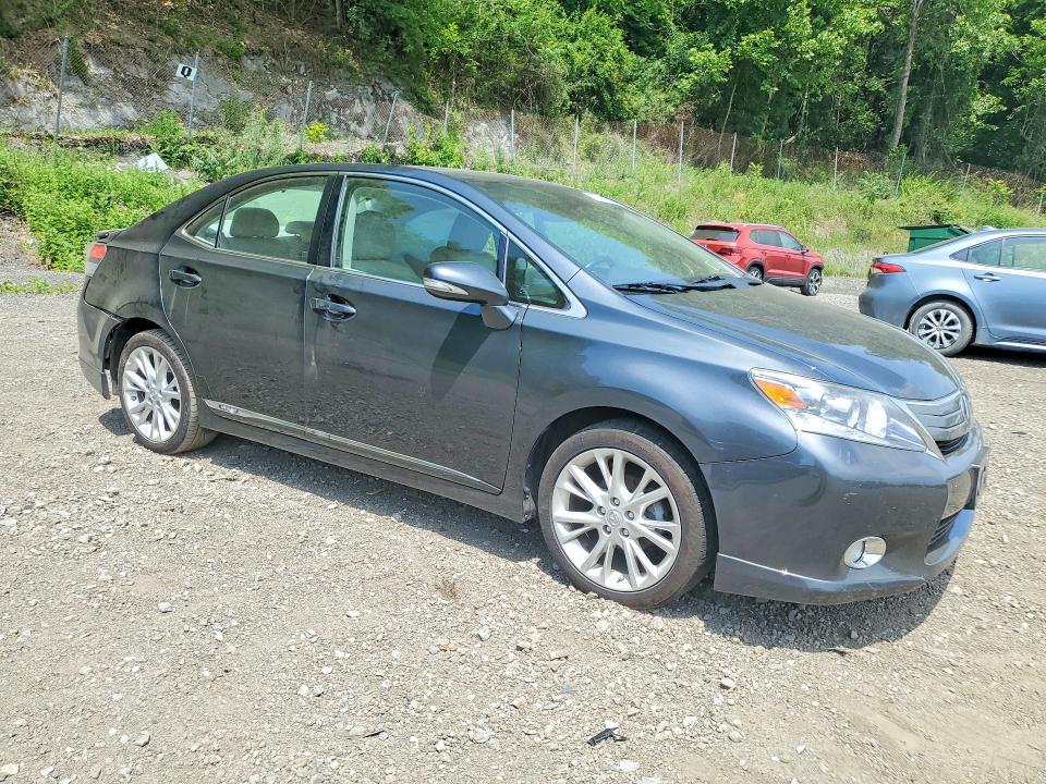 2010 Lexus Hs 250h VIN JTHBB1BA0A2013995 COPART salvage auction — SIDE, NY - MV-907A SALVAGE CERTIFICATE, sold $450 on 2026-07-09 (photo 4)