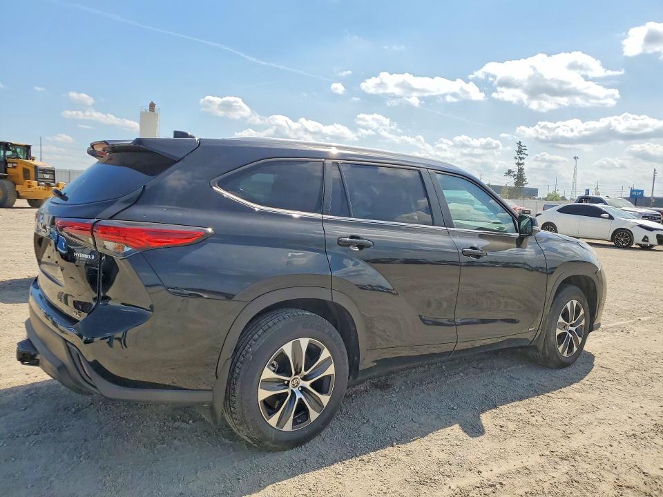 2023 Toyota Highlander VIN 5TDKBRCH0PS585789 COPART salvage auction — FRONT END, Ia - Cert Of Title-Salvage Title, sold $16,000 on 2026-07-15 (photo 3)