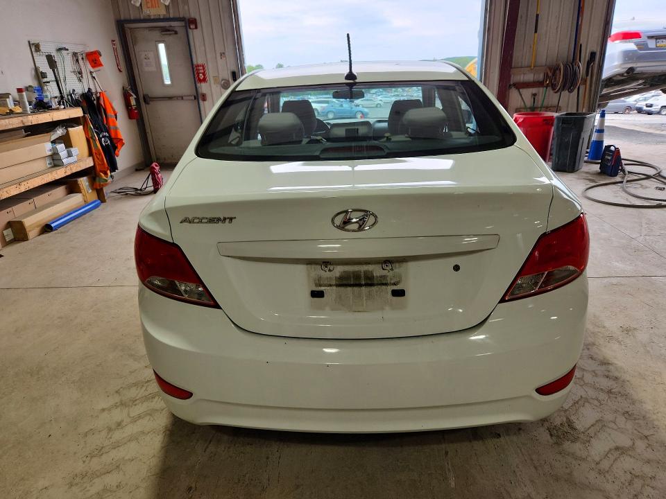 2015 Hyundai Accent VIN KMHCT4AE4FU847011 COPART salvage auction — MINOR DENT/SCRATCHES, Md - Certificate Of Title, sold $800 on 2026-07-02 (photo 6)