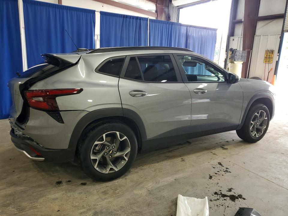 2025 Chevrolet Trax VIN KL77LHEP5SC233445 COPART salvage auction — SIDE, Fl - Certificate Of Destruction, sold $1,900 on 2026-07-27 (photo 3)