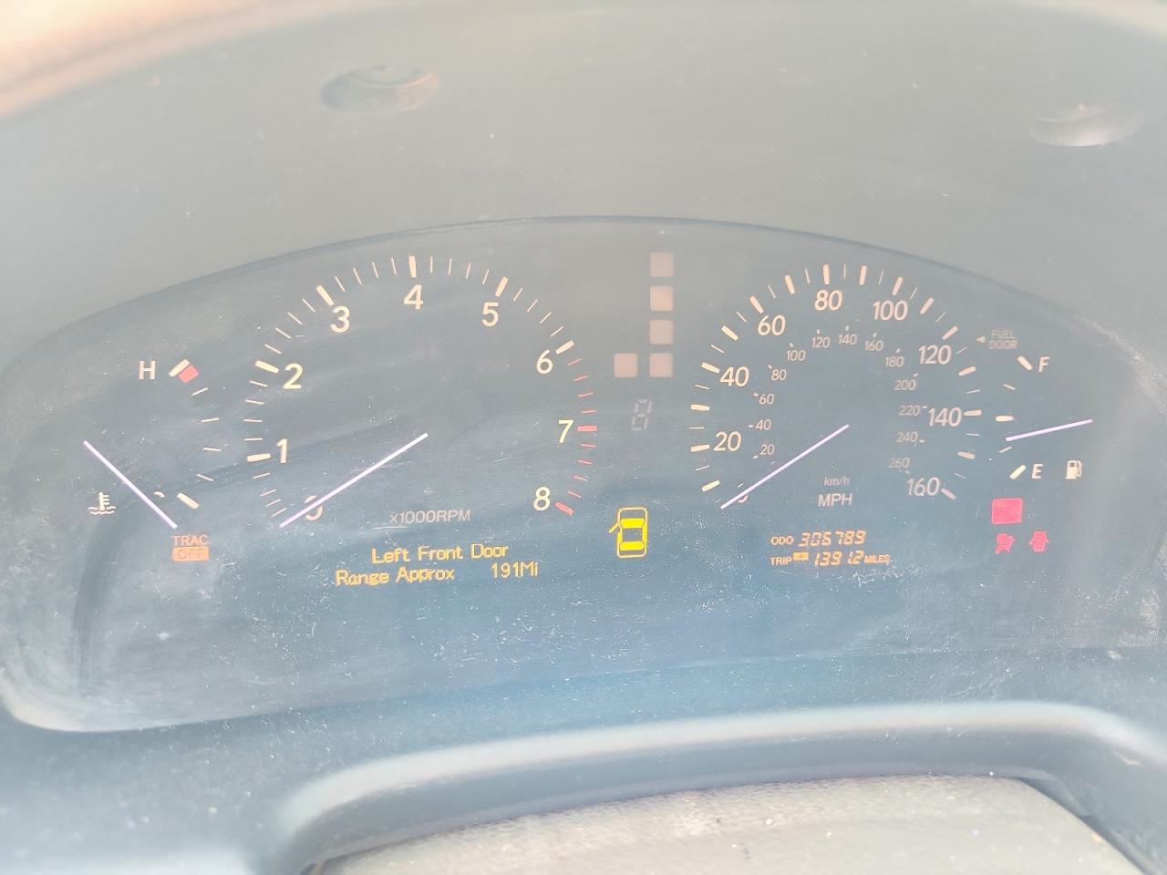 2004 Lexus LS 430 VIN JTHBN36F640162324 COPART salvage auction — Mechanical, TX - CERTIFICATE OF TITLE (P), sold $2,400 on 2026-07-09 (photo 9)
