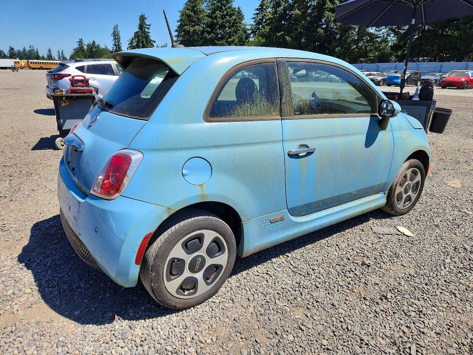 2015 Fiat 500 VIN 3C3CFFGE5FT732852 COPART salvage auction — MECHANICAL, Wa - Vehicle Cert Of Ownership-Titl, sold $450 on 2026-07-02 (photo 3)