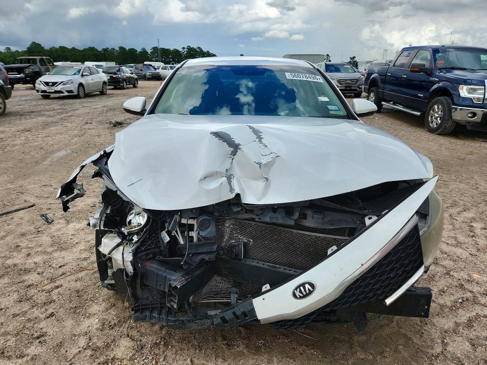 2018 Kia Optima VIN 5XXGT4L3XJG199853 COPART salvage auction — FRONT END, TX - CERTIFICATE OF TITLE, sold $400 on 2026-07-17 (photo 5)