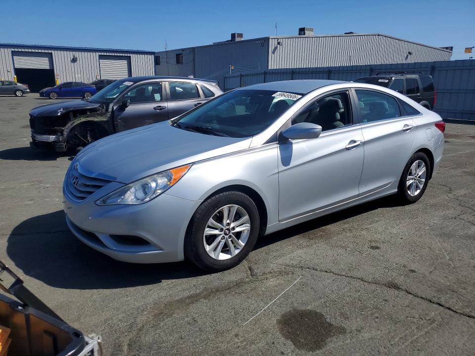 2013 Hyundai Sonata VIN 5NPEB4AC4DH715792 COPART salvage auction — MINOR DENT/SCRATCHES, Ca - Salvage Certificate, sold $500 on 2026-07-10 (photo 1)