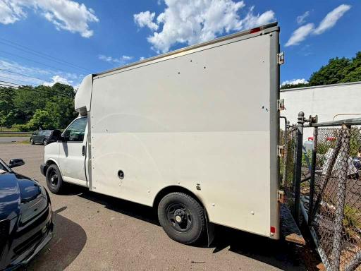 2014 Chevrolet Express VIN 1GB0G2BA1E1172167 COPART salvage auction — MINOR DENT/SCRATCHES, Fl - Certificate Of Title (P), sold $4,250 on 2026-07-09 (photo 7)