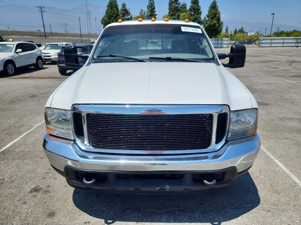 2004 Ford F-350 super duty VIN 1FTWW32P74EB79098 COPART salvage auction — MINOR DENT/SCRATCHES, Ca - Dis/Dlr/Exp Only Clean Title, sold $3,500 on 2026-07-03 (photo 5)