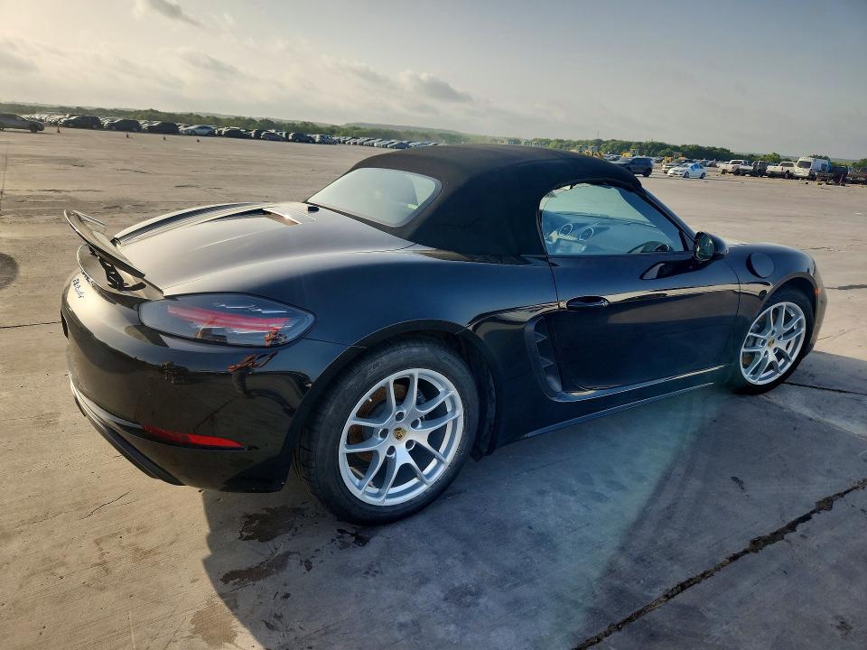 2019 Porsche Boxster VIN WP0CA2A88KS211061 COPART salvage auction — WATER/FLOOD, Tx - Salvage Title-Flood Damage, sold $15,100 on 2026-07-09 (photo 3)