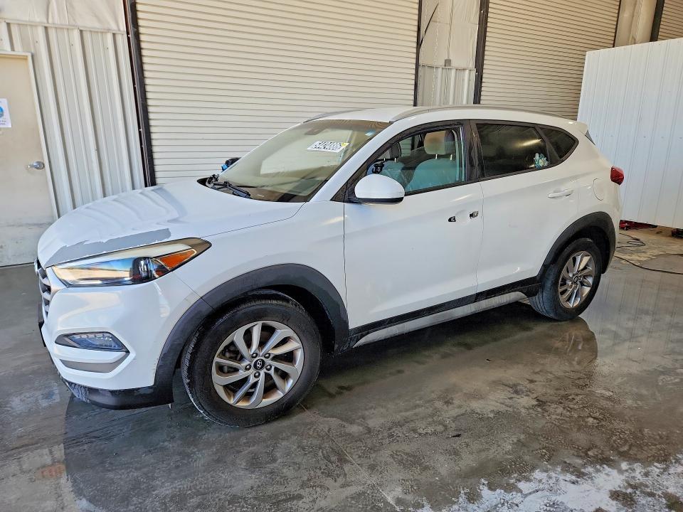 2018 Hyundai Tucson VIN KM8J33A49JU639417 COPART salvage auction — VANDALISM, Mi - Certificate Of Title, sold $2,450 on 2026-07-16 (photo 1)