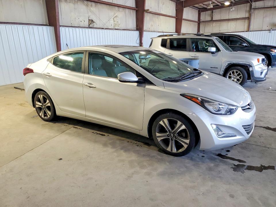 2015 Hyundai Elantra VIN KMHDH4AH0FU238269 COPART salvage auction — MINOR DENT/SCRATCHES, Il - Certificate Of Title, sold $2,750 on 2026-07-08 (photo 4)