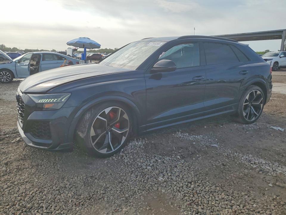 2024 Audi RS Q8 VIN WU1ARBF10RD005696 — COPART salvage auction photo