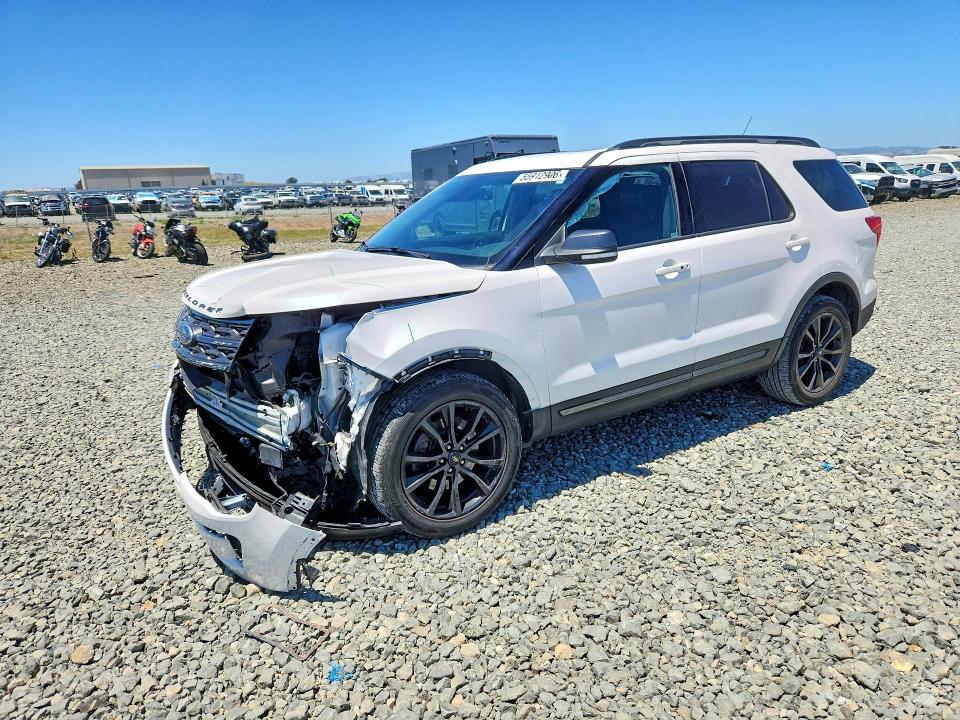 2018 Ford Explorer VIN 1FM5K8D80JGA43210 COPART salvage auction — FRONT END, Salvage Title, sold $3,200 on 2026-07-30 (photo 1)