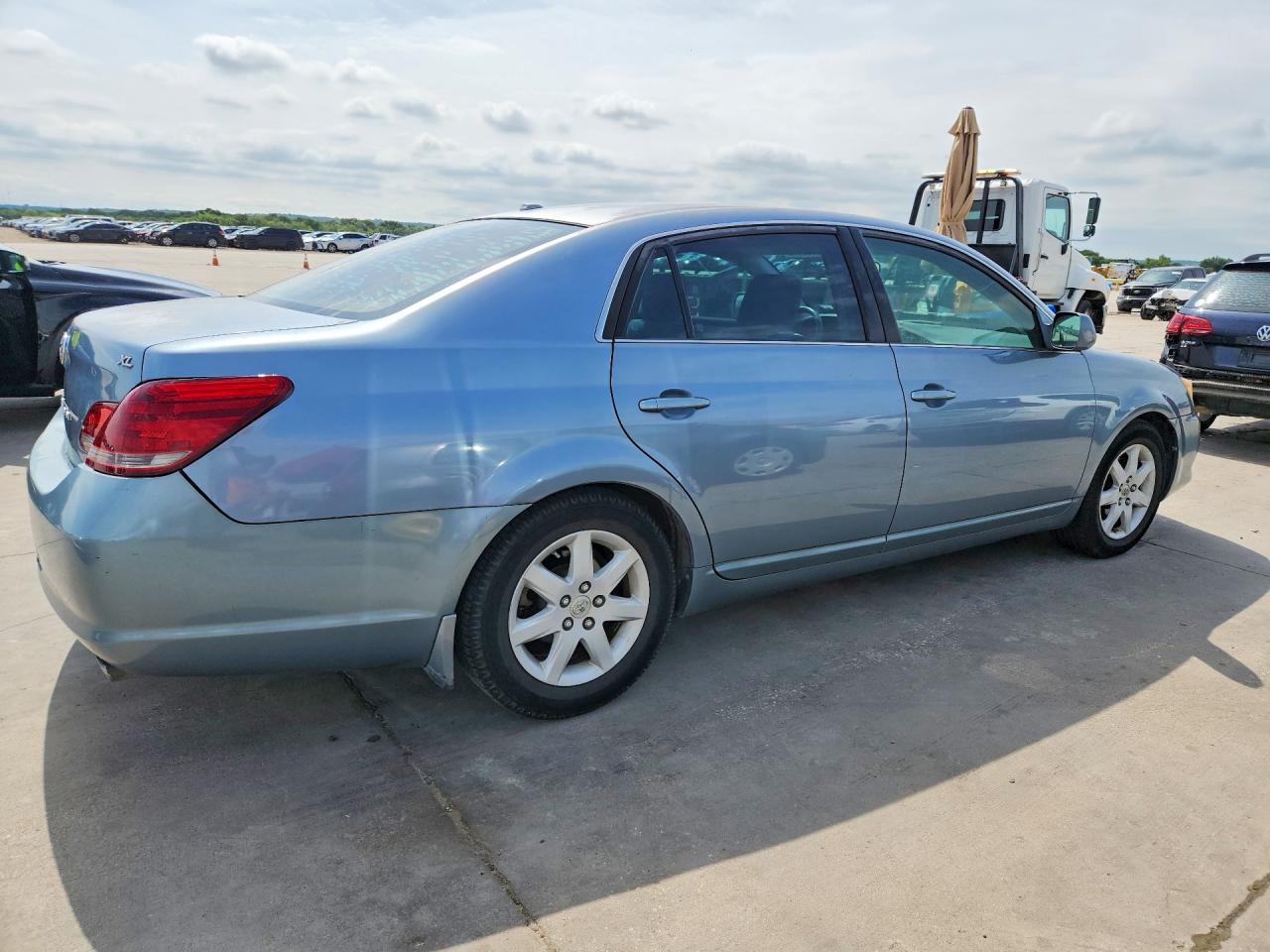 2009 Toyota Avalon VIN 4T1BK36BX9U351531 COPART salvage auction — Normal Wear, TX - CERTIFICATE OF TITLE, sold $1,400 on 2026-07-09 (photo 3)