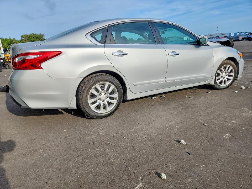 2017 Nissan Altima VIN 1N4AL3APXHC252475 COPART salvage auction — FRONT END, Fl - Cert Of Title Slvg Rebuildable, sold $950 on 2026-07-06 (photo 3)