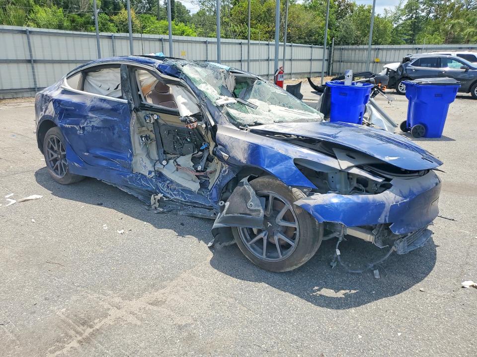 2019 Tesla Model 3 VIN 5YJ3E1EA2KF431739 COPART salvage auction — ALL OVER, FL - CERT OF TITLE-REBUILDABLE SLVG, sold $275 on 2026-07-02 (photo 4)