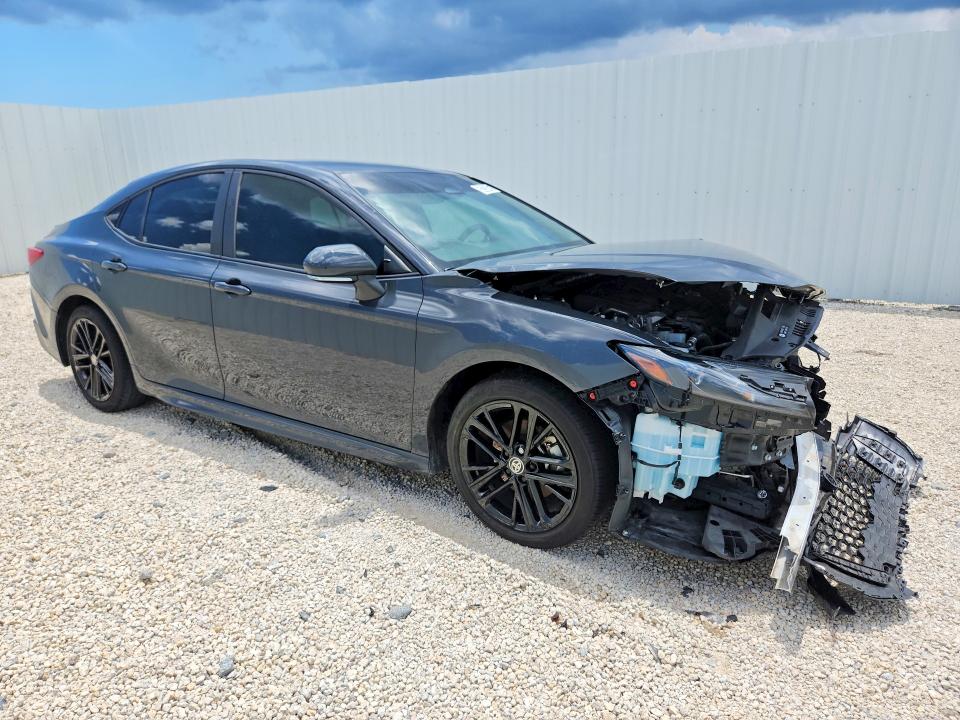 2025 Toyota Camry VIN 4T1DAACK1SU018242 COPART salvage auction — FRONT END, Fl - Certificate Of Title, sold $8,600 on 2026-07-09 (photo 4)