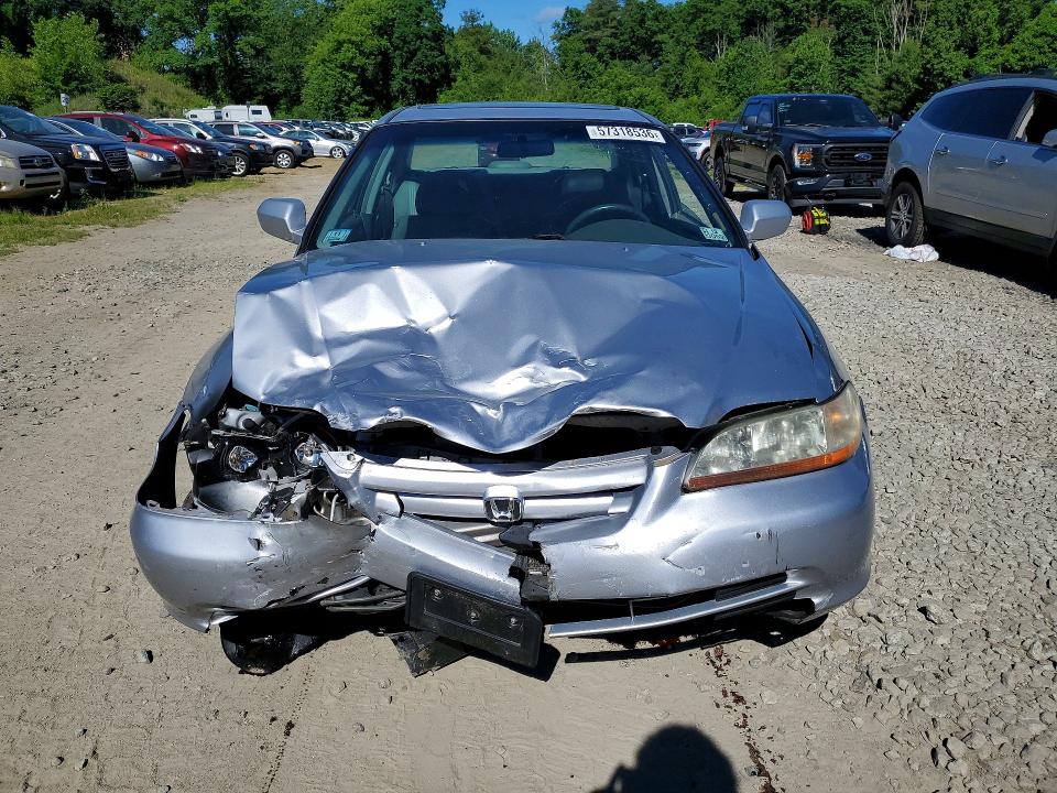 2002 Honda Accord VIN 1HGCG16532A002499 COPART salvage auction — FRONT END, Ma - Cert Of Title-Reconstrctd Coll, sold $375 on 2026-07-06 (photo 5)