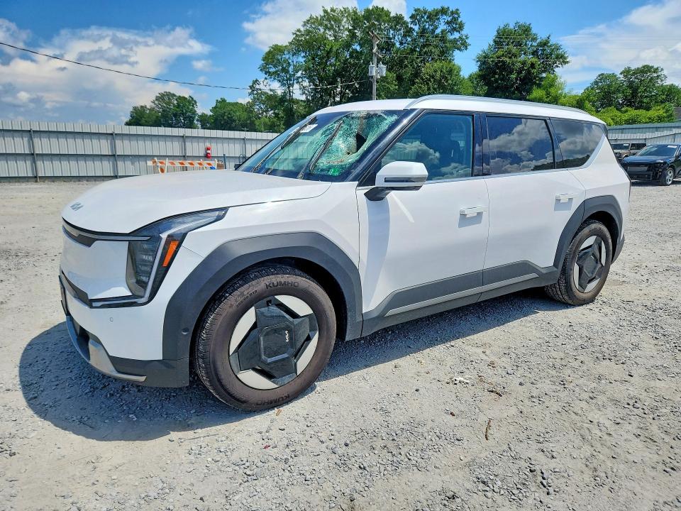 2026 Kia Ev9 VIN 5XYAFFS54TG010141 COPART salvage auction — ROOF, Nc - Salvage Certificate Of Title, sold $9,700 on 2026-07-29 (photo 1)