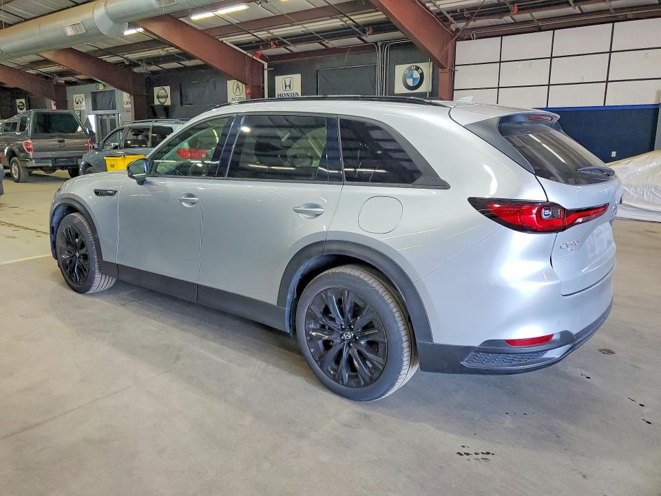 2025 Mazda Cx-90 VIN JM3KKCHD8S1222592 COPART salvage auction — MINOR DENT/SCRATCHES, FL - CERTIFICATE OF TITLE, sold $24,200 on 2026-07-08 (photo 2)