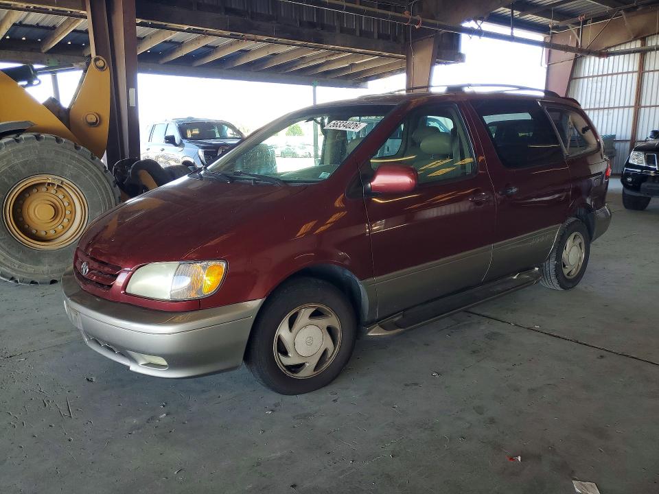 2002 Toyota Sienna VIN 4T3ZF13C52U455040 COPART salvage auction — SIDE, Ca - Dis/Dlr/Exp Only Clean Title, sold $300 on 2026-07-02 (photo 1)