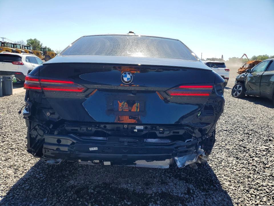 2024 BMW 5er VIN WBA53FJ03RCS66846 COPART salvage auction — REAR END, NJ - CERT OF TITLE-SALVAGE, sold $18,200 on 2026-07-24 (photo 6)