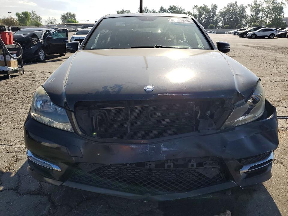 2013 Mercedes-benz C-klasse VIN WDDGF4HB9DR293625 COPART salvage auction — FRONT END, Ca - Salvage Certificate, sold $550 on 2026-07-09 (photo 5)