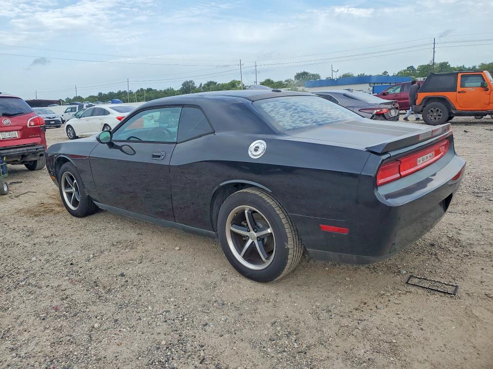 2010 Dodge Challenger VIN 2B3CJ4DV5AH172742 COPART salvage auction — MINOR DENT/SCRATCHES, Tx - Certificate Of Title, sold $1,100 on 2026-07-02 (photo 2)