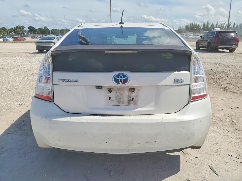 2010 Toyota Prius VIN JTDKN3DU2A0058072 COPART salvage auction — MINOR DENT/SCRATCHES, Fl - Certificate Of Title (P), sold $275 on 2026-07-28 (photo 6)