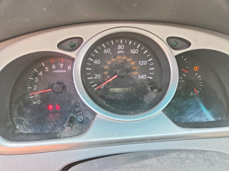 2005 Toyota Highlander VIN JTEEP21A550092407 COPART salvage auction — MINOR DENT/SCRATCHES, NY - CERTIFICATE OF TITLE, sold $800 on 2026-07-13 (photo 9)