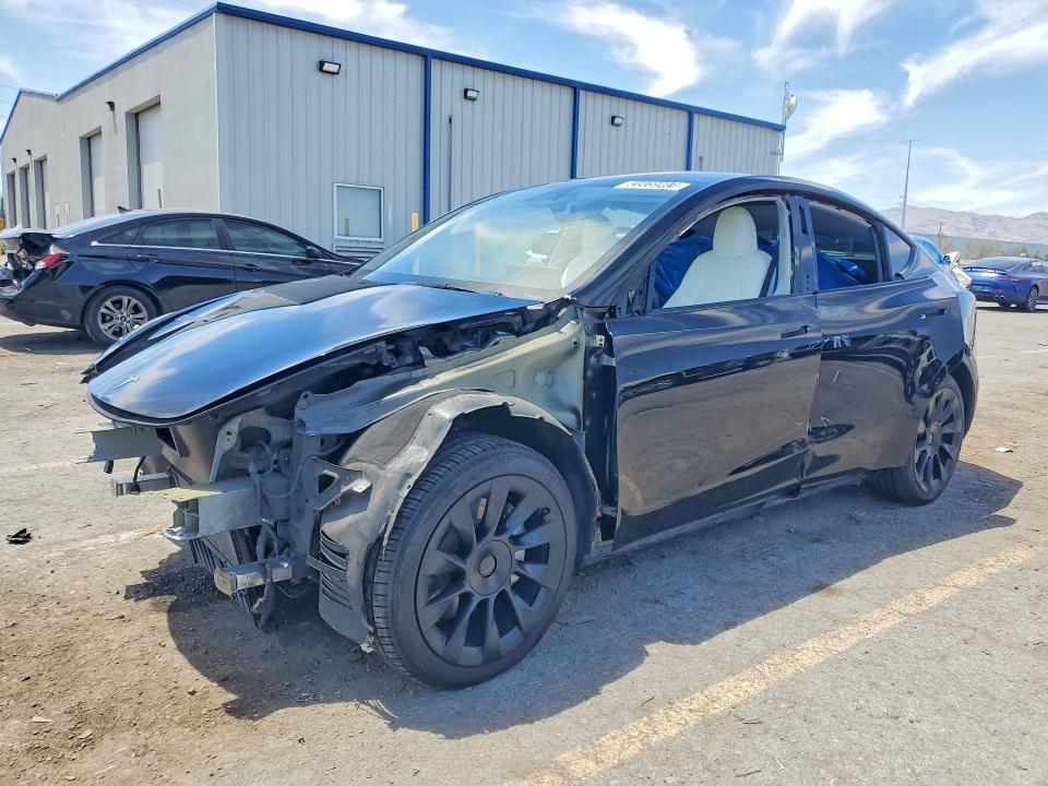 2025 Tesla Model y VIN 7SAYGAEE7SF239402 COPART salvage auction — FRONT END, NV - SALVAGE TITLE, sold $10,900 on 2026-07-23 (photo 1)