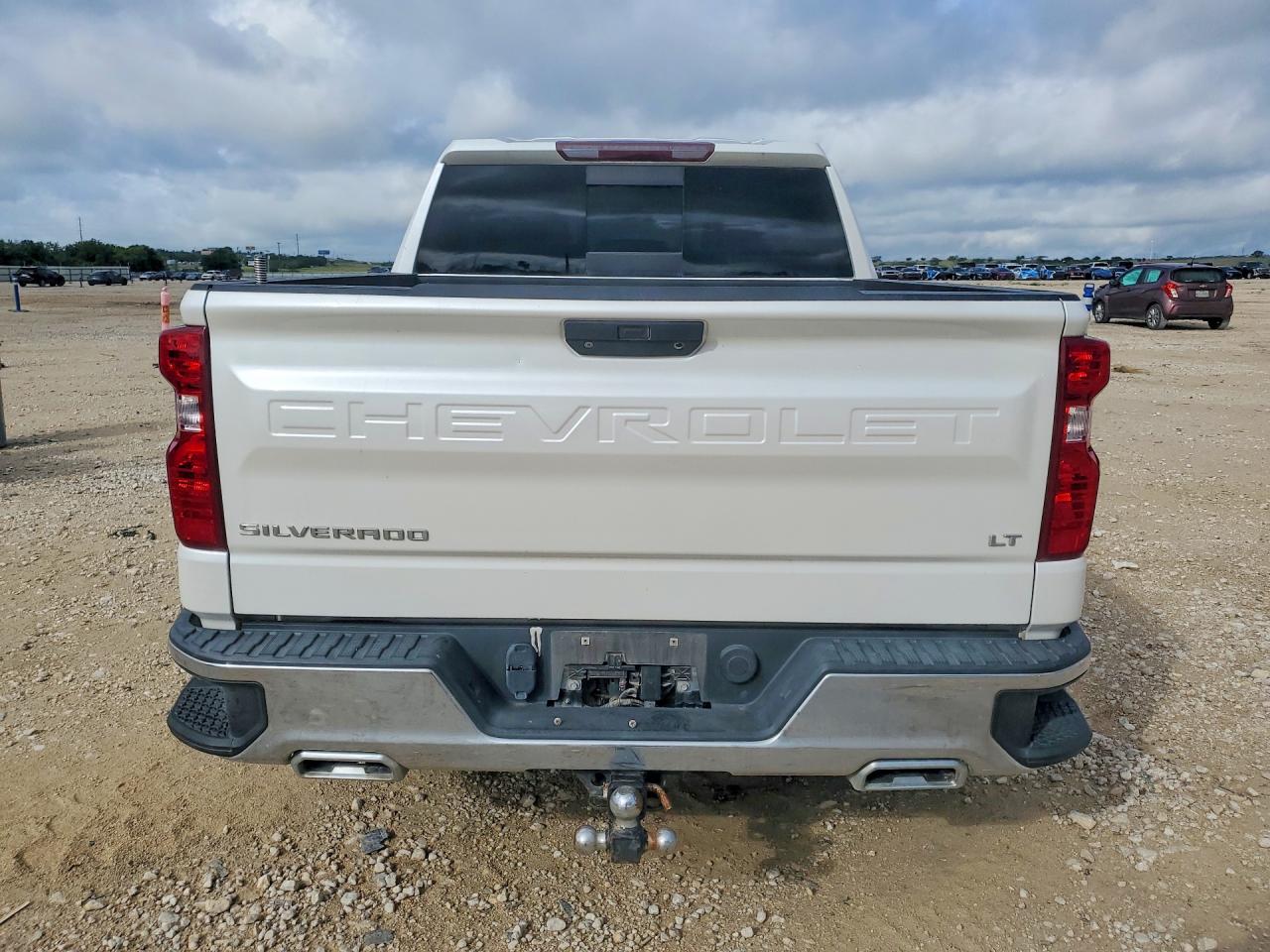 2020 Chevrolet Silverado 1500 VIN 3GCUYDET0LG272004 COPART salvage auction — Minor Dent/Scratches, TX - CERTIFICATE OF TITLE, sold $7,900 on 2026-07-09 (photo 6)
