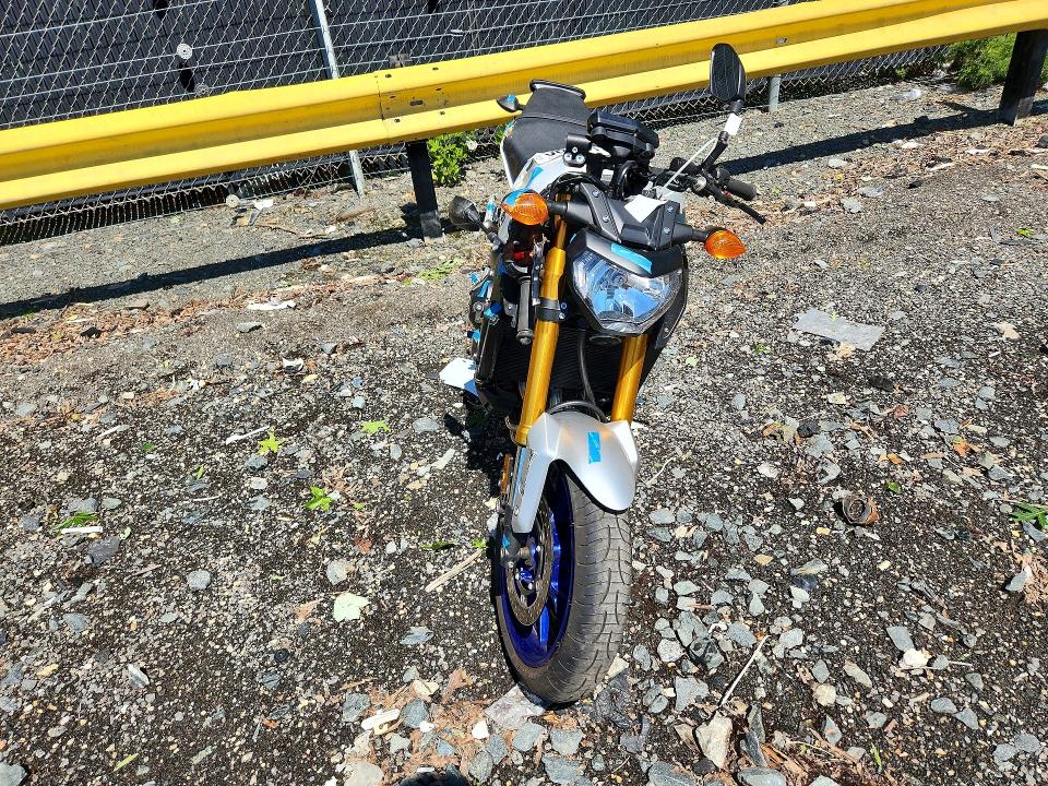 2015 Yamaha Fz09 VIN JYARN33E5FA008451 COPART salvage auction — FRONT END, Fl - Certificate Of Title, sold $2,600 on 2026-07-02 (photo 2)
