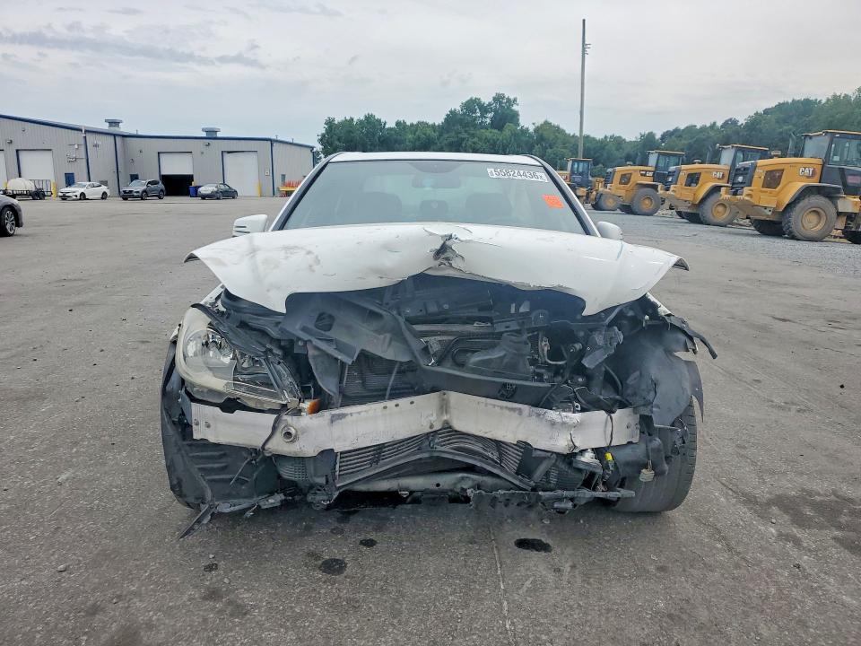 2014 Mercedes-benz C-klasse VIN WDDGF4HB3EA940844 COPART salvage auction — UNDERCARRIAGE, Nc - Salvage Certificate Of Title, sold $250 on 2026-07-28 (photo 5)