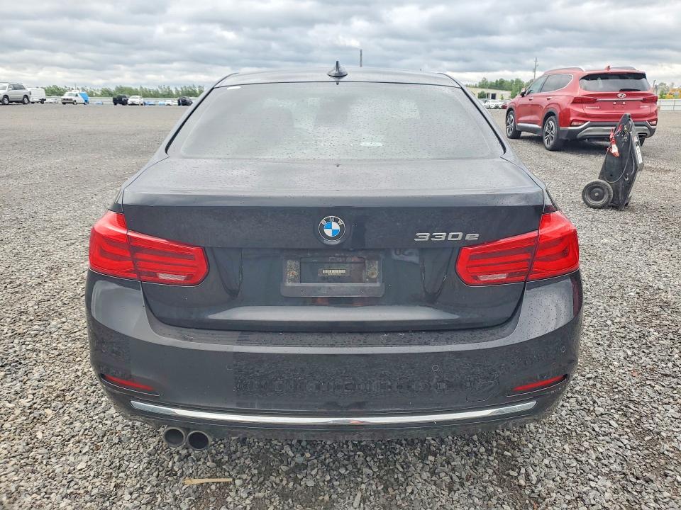2016 BMW 3er VIN WBA8E1C56GK478534 COPART salvage auction — MINOR DENT/SCRATCHES, On - Permit No Brand - Unfit, sold $5,900 on 2026-07-21 (photo 6)