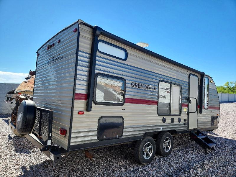 2019 Forest river Cherokee VIN 4X4TCKX2XKK054866 COPART salvage auction — HAIL, WI - CERTIFICATE OF TITLE, sold $7,400 on 2026-07-06 (photo 4)