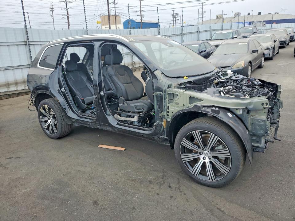 2024 Volvo Xc90 VIN YV4062PE2R1196331 COPART salvage auction — VANDALISM, CA - DIS/DLR/EXP ONLY CLEAN TITLE, sold $3,100 on 2026-07-27 (photo 4)