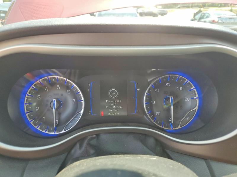 2022 Chrysler VIN 2C4RC1CG1NR135403 COPART salvage auction — SIDE, Sc - Cert Of Title-Salvage, sold $11,300 on 2026-07-31 (photo 9)