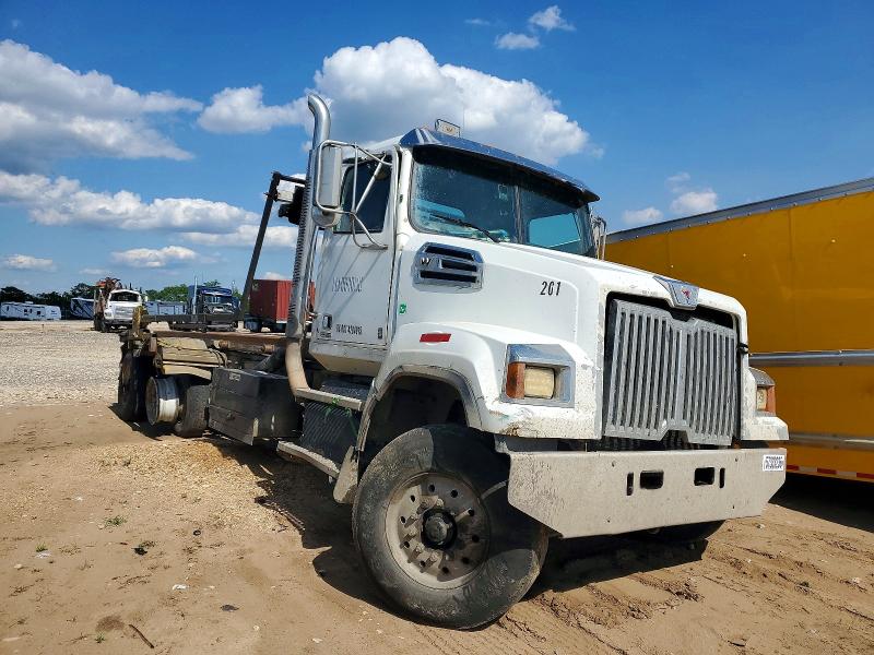 2016 Western star/auto car Convention VIN 5KKHAVDV3GLHJ0300 — COPART salvage auction photo