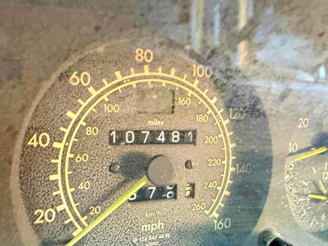 1993 Mercedes-benz 300 VIN WDBEA66E7PB922559 COPART salvage auction — NORMAL WEAR, FL - CERTIFICATE OF TITLE (P), sold $8,700 on 2026-07-20 (photo 8)