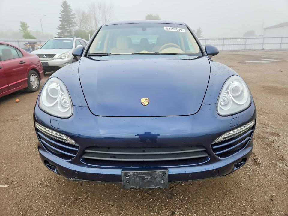 2013 Porsche Cayenne VIN WP1AA2A27DLA10248 COPART salvage auction — SIDE, ON - PERMIT NO BRAND - UNFIT, sold $875 on 2026-07-21 (photo 5)