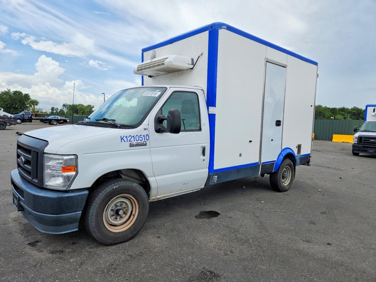 2023 Ford E-350 VIN 1FDWE3FK6PDD08469 — COPART salvage auction photo
