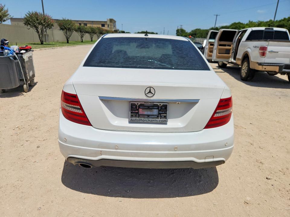2013 Mercedes-benz C-klasse VIN WDDGF4HB6DA771191 COPART salvage auction — MECHANICAL, Tx - Certificate Of Title, sold $175 on 2026-07-09 (photo 6)