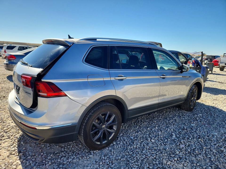2022 Volkswagen Tiguan VIN 3VV2B7AX6NM026177 COPART salvage auction — REAR END, Ut - Salvage Certificate, sold $5,300 on 2026-07-12 (photo 3)