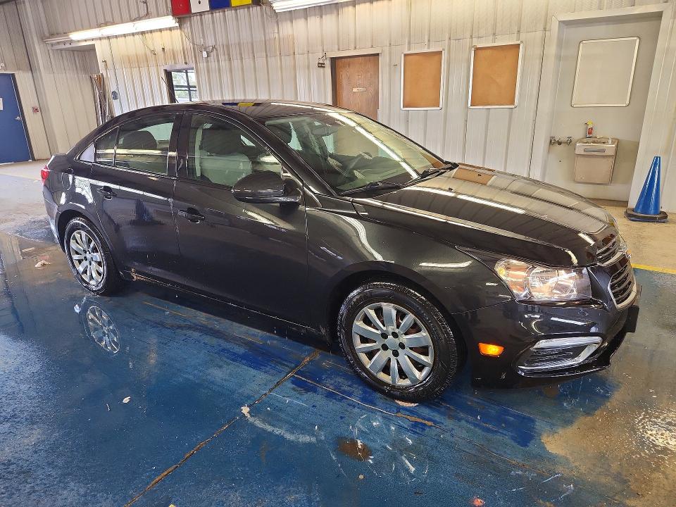 2016 Chevrolet Cruze limited VIN 1G1PC5SH9G7203338 COPART salvage auction — FRONT END, OH - CERT OF TITLE-REPOSSESSION, sold $575 on 2026-07-09 (photo 4)