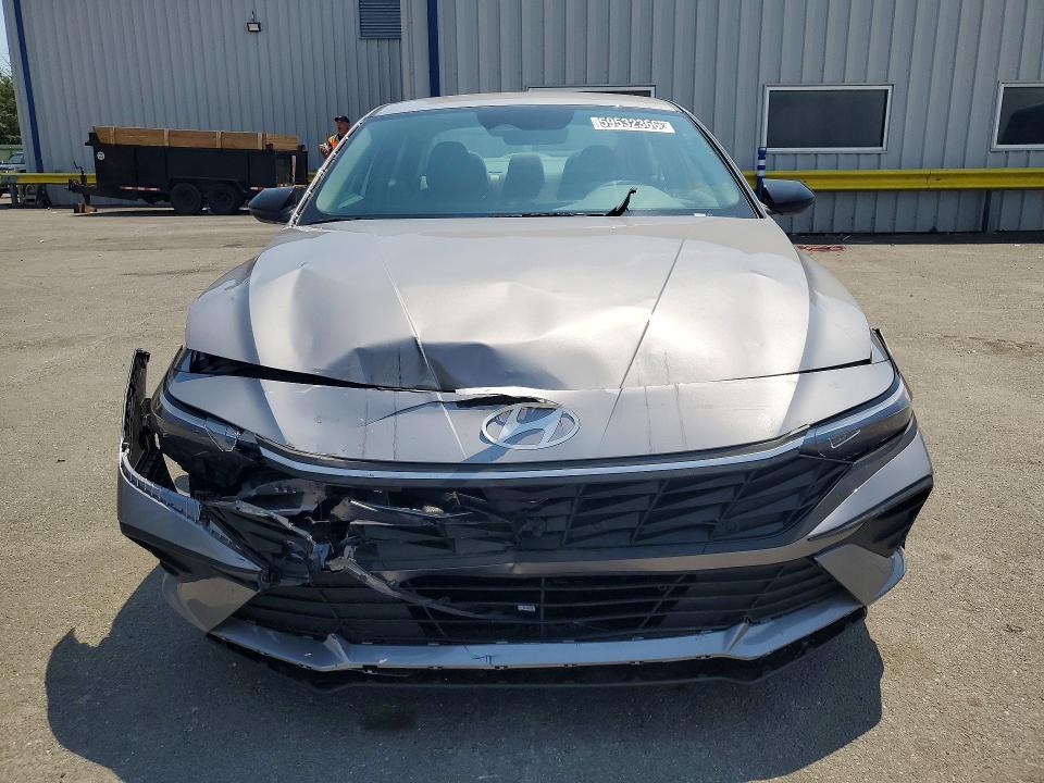 2026 Hyundai Elantra VIN KMHLM4DG3TU111358 COPART salvage auction — FRONT END, VA - CERT OF TITLE - SALVAGE, sold $6,500 on 2026-07-27 (photo 5)