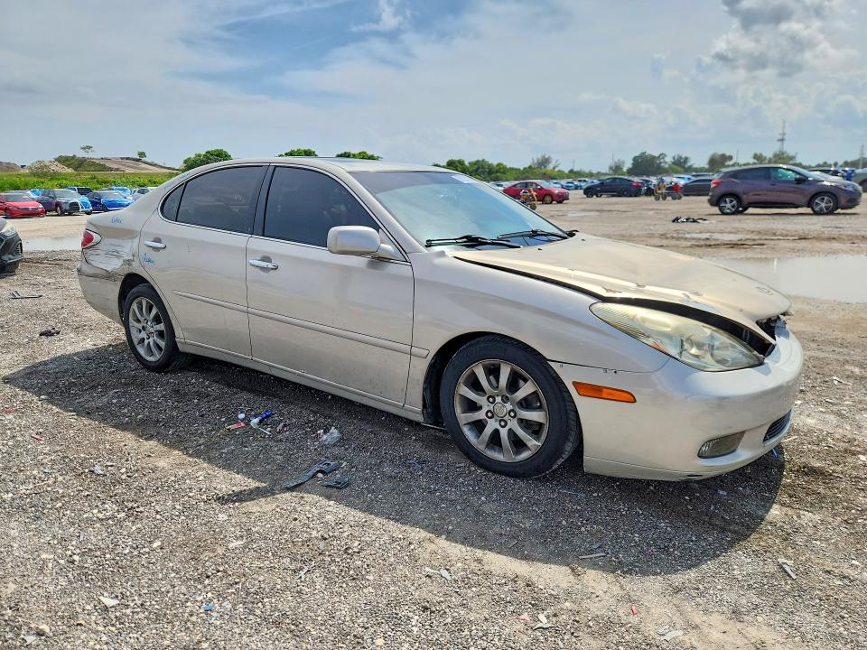 2002 Lexus Es 300 VIN JTHBF30G920043047 COPART salvage auction — FRONT END, FL - CERT OF TITLE SLVG REBUILDABLE, sold $250 on 2026-07-14 (photo 4)