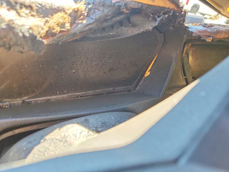 2013 BMW X5 VIN 5UXZV4C59DL994447 COPART salvage auction — BURN, IN - CERTIFICATE OF TITLE, sold $225 on 2026-07-27 (photo 9)