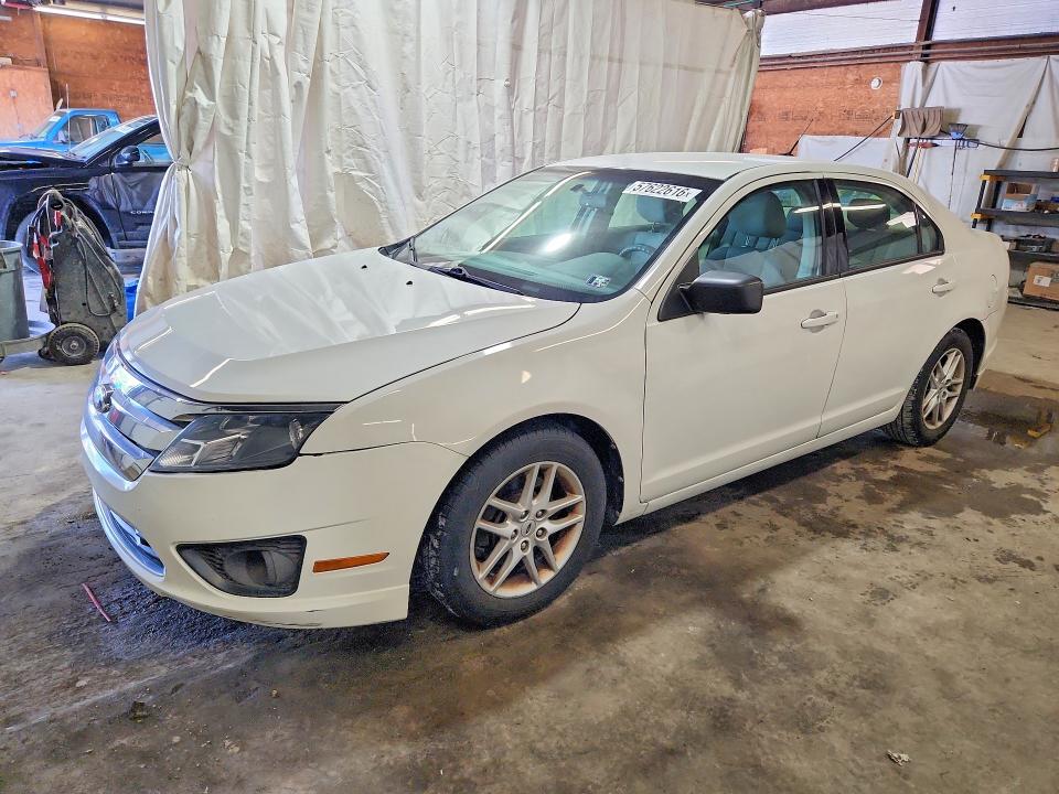 2012 Ford VIN 3FAHP0GA5CR142710 COPART salvage auction — NORMAL WEAR, Pa - Cert Of Title, sold $550 on 2026-07-30 (photo 1)