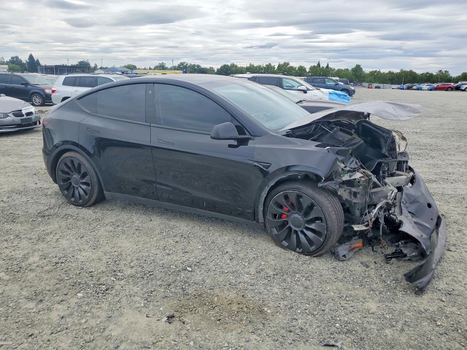 2022 Tesla Model y VIN 7SAYGDEF8NF407708 COPART salvage auction — FRONT END, CA - SALVAGE CERTIFICATE, sold $6,000 on 2026-07-23 (photo 4)