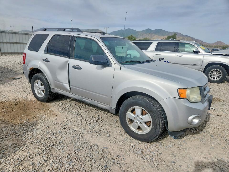2009 Ford Escape VIN 1FMCU93G49KB19780 COPART salvage auction — MECHANICAL, Ut - Certificate Of Title, sold $150 on 2026-07-02 (photo 4)
