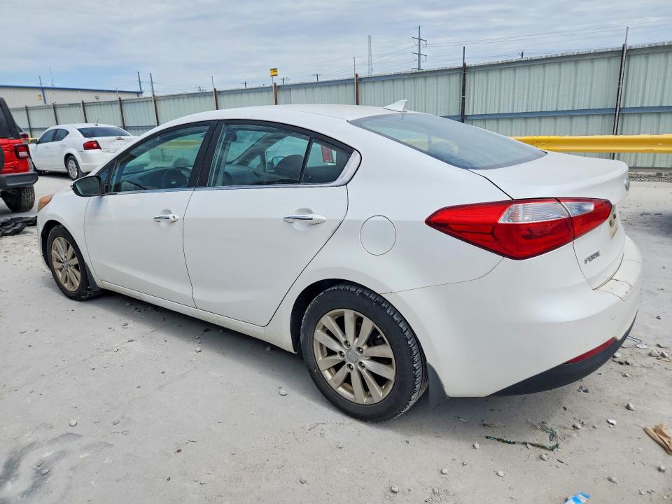 2014 Kia Forte VIN KNAFX4A81E5119832 COPART salvage auction — MECHANICAL, Tx - Certificate Of Title, sold $250 on 2026-07-02 (photo 2)
